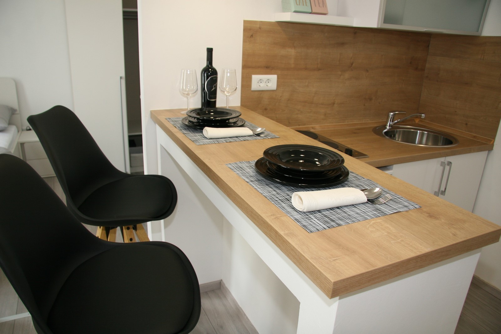 Apartments_Stylish-_Pula_Croatia_Kroatien_Istra_-Küste_von_-Pula_Riviera_Istria_Istrien_Hotel_Ferienwohnungen_Booking_Holiday_rentals_Ferienwohnungen_-Deals_Angebote_6935